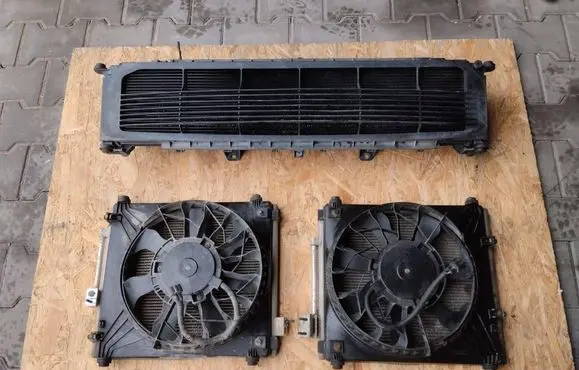 Tesla Model S A/C cooling radiator (condenser) 6007352