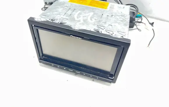 Mercedes-Benz ML W164 Radio/CD/DVD/GPS head unit AVICF40BT