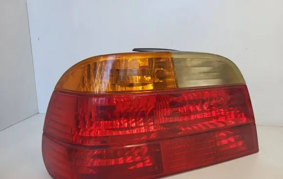 BMW 7 E38 Rear/tail lights 268055L