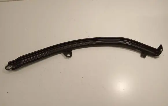Iveco Daily 6th gen Headlight/headlamp mounting bracket