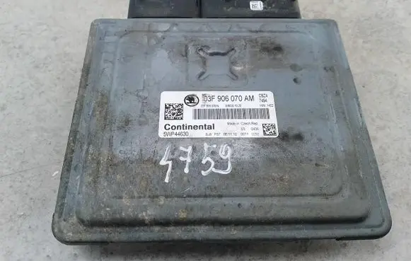 Skoda Fabia Mk2 (5J) Engine control unit/module ECU