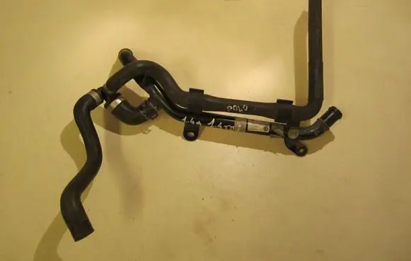 Volkswagen Polo V 6R Engine coolant pipe/hose 6C0121070B