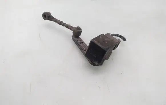 Land Rover Discovery 3 - LR3 Air suspension front height level sensor 