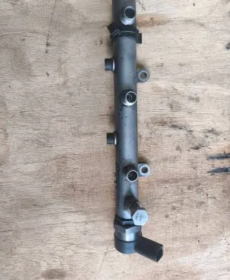 Fuel main line pipe