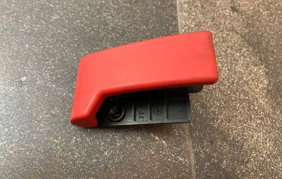 Mercedes-Benz A W169 Engine bonnet (hood) release handle