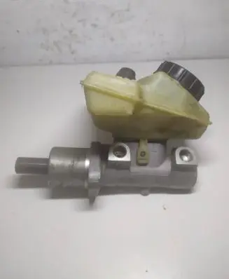 Volkswagen Transporter - Caravelle T4 Master brake cylinder 7D0611303A