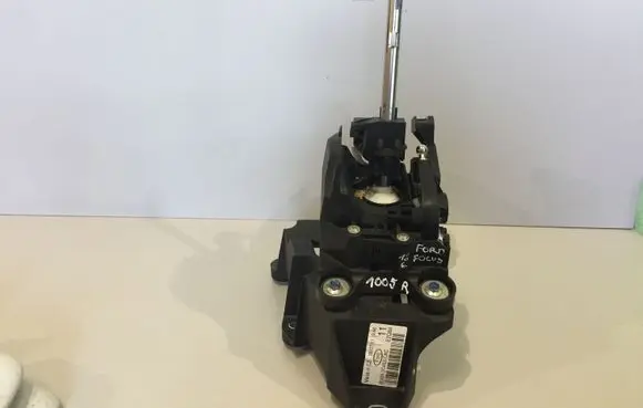 Ford Focus Gear shifter/selector BV6R7C453CAC
