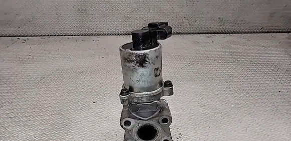 Toyota Avensis T250 EGR valve 