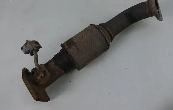 Honda CR-V Exhaust gas pipe 