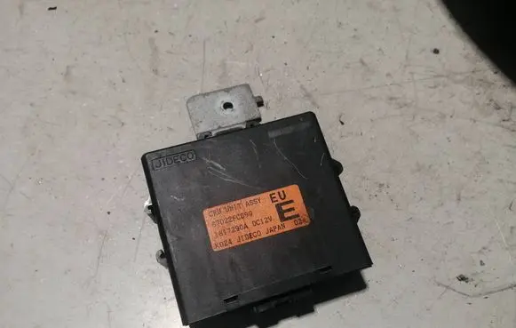 Subaru Forester SF Cruise control unit/module 87022FC090 1817290A