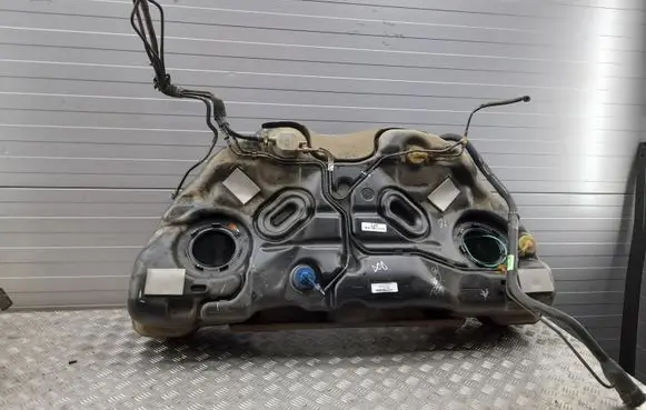 Dodge Challenger Fuel tank 68200539AC