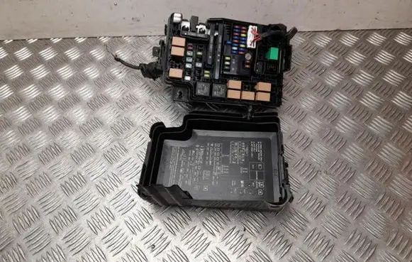 KIA Xceed Fuse box set 91271J7870