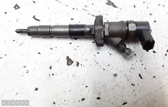 Renault Espace IV Fuel injector 0445110261