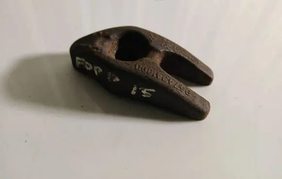 Ford Focus Fuel Injector clamp holder 9674341880
