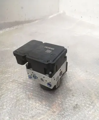 Volvo S60 ABS Pump 31400101AA