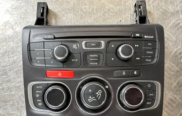 Citroen DS4 Climate control unit 9666027877