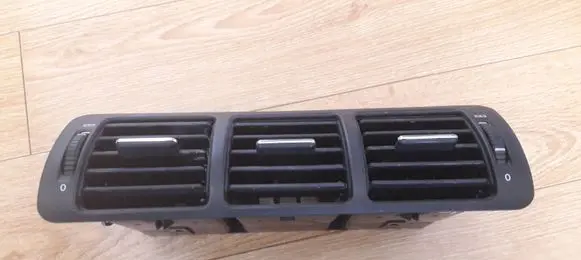 Mercedes-Benz ML W163 Dash center air vent grill A1638300054 16754850