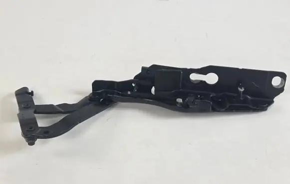 Volvo V60 Engine bonnet/hood hinges 32244192 A63880 D0KC
