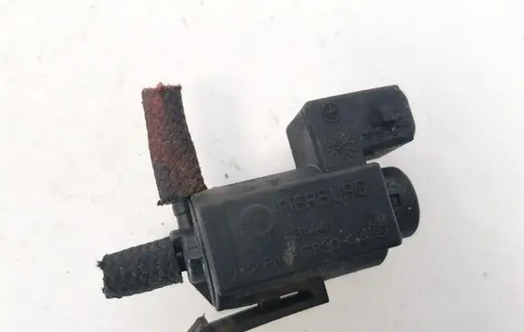 BMW 5 F10 F11 Turbo solenoid valve 7810831 70231800