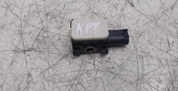 Mercedes-Benz R W251 Airbag deployment crash/impact sensor 0038202826 131401887 965310805