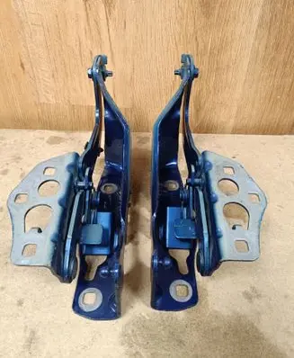 Mercedes-Benz GLC C253 Engine bonnet/hood hinges A2538800128 A2538800228