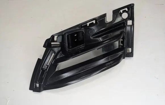 Skoda Octavia Mk3 (5E) Front bumper mounting bracket 5E0807724A