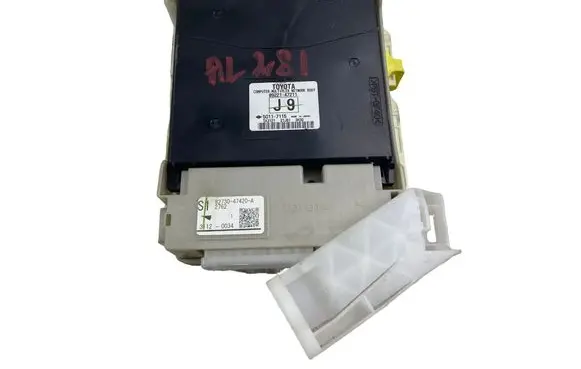 Toyota Yaris Central body control module 8922147211
