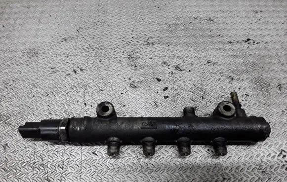Peugeot 206 Fuel main line pipe 9641509480