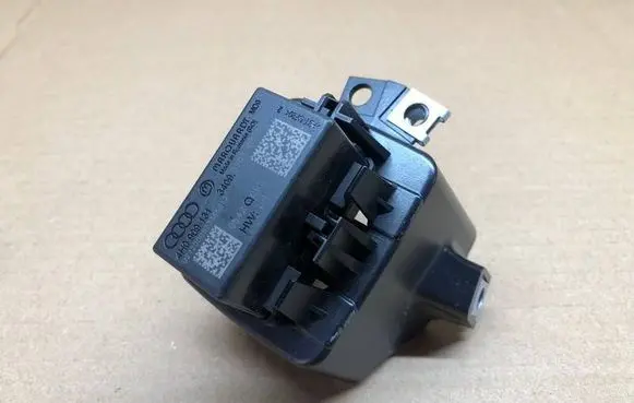 Audi A6 S6 C7 4G Keyless (KESSY) go control unit/module 4H0909131