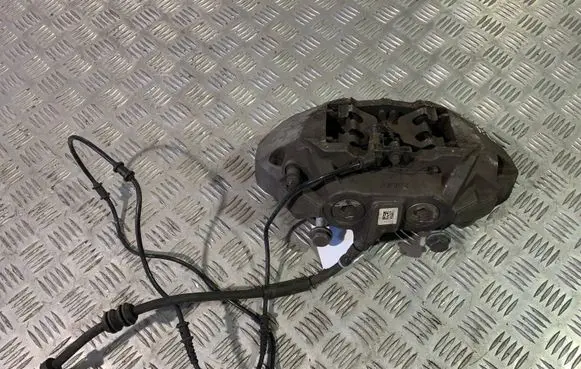 Mercedes-Benz GLC X253 C253 Front brake caliper