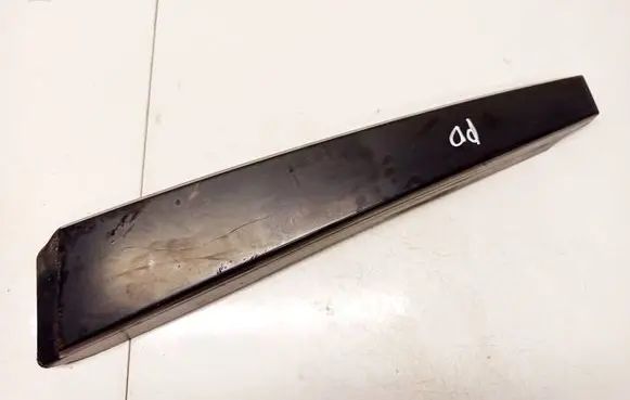 Citroen C5 Front door glass trim molding 9643079177
