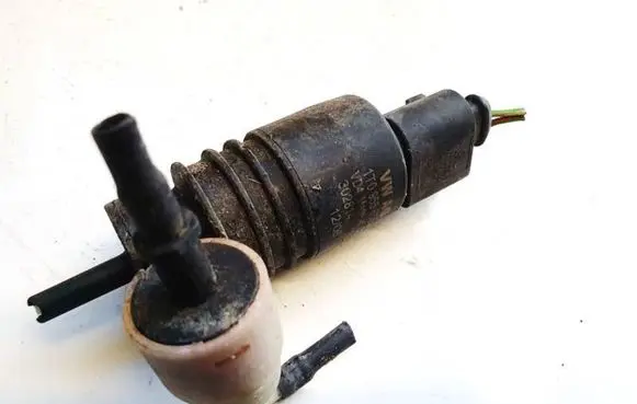Windscreen/windshield washer pump