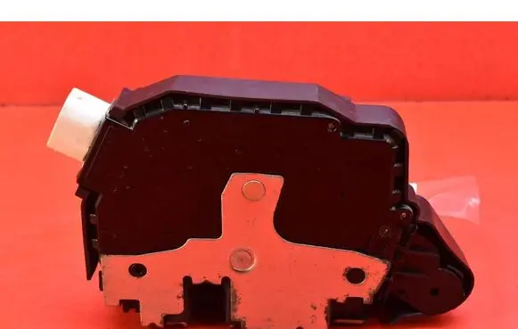 Land Rover Freelander Front door lock