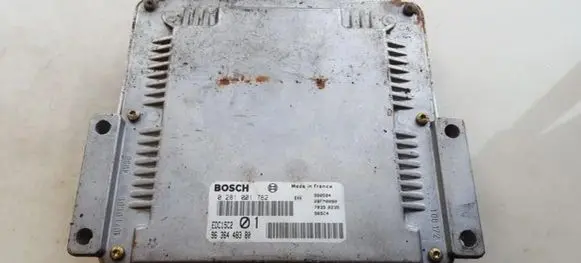 Peugeot 406 Engine control unit/module 9636448380 0281001782