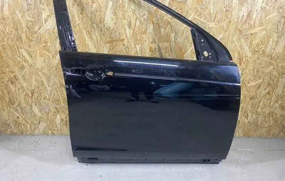 Land Rover Discovery Sport Front door FK7221724A