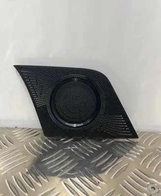 Side speaker trim/cover