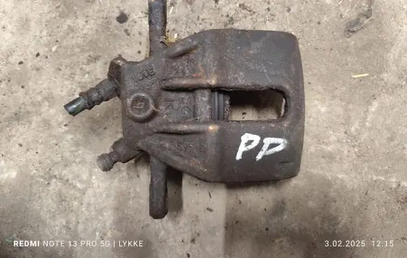 Renault Modus Front brake caliper 8864d