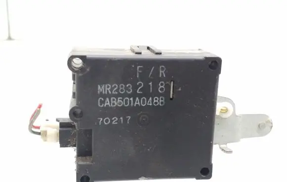 Mitsubishi Galant Air flap motor/actuator MR283218 CAB501A048B
