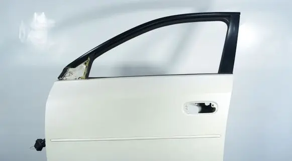 Cadillac CTS Front door