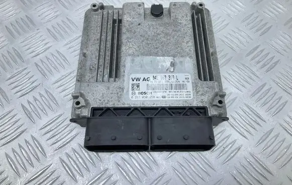 Audi A4 S4 B9 Engine control unit/module ECU 04L907309L