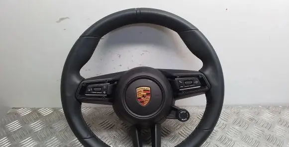 Porsche Taycan 9J1 Steering wheel