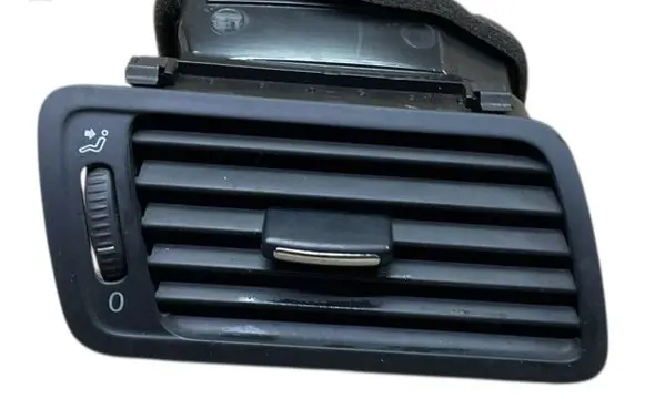 Volkswagen PASSAT B6 Dashboard side air vent grill/cover trim 3C1819702E 3C1819702