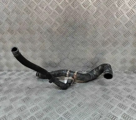 Maserati Ghibli Engine coolant pipe/hose 670001321