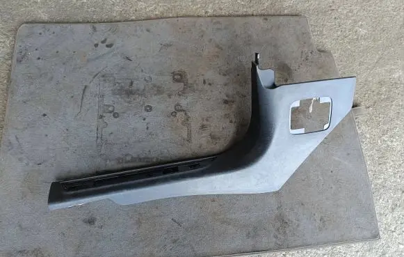 Maserati Levante Rear sill trim cover 670040374 670047137