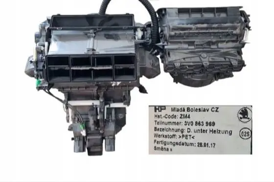 Skoda Superb B8 (3V) Interior heater climate box assembly 3V0863969