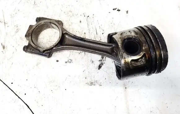 Seat Altea Piston with connecting rod