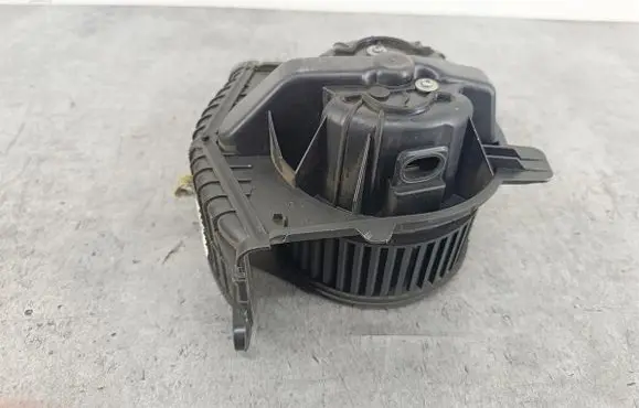 Renault Scenic II - Grand scenic II Heater fan/blower F666583V