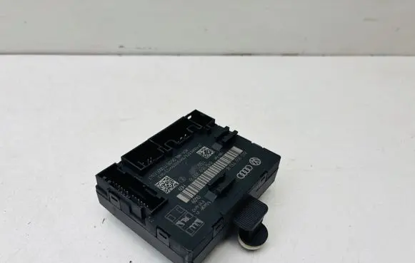 Audi A1 Door control unit/module 8X0959793B