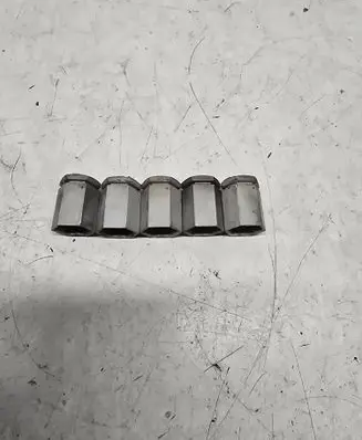 Opel Omega B2 Wheel nut cap/cover 