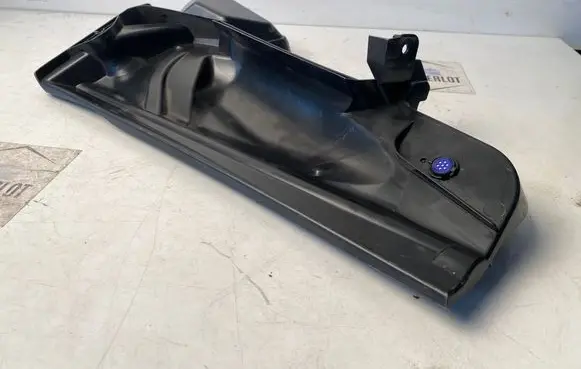 BMW M4 F82 F83 Wiper trim 8062776
